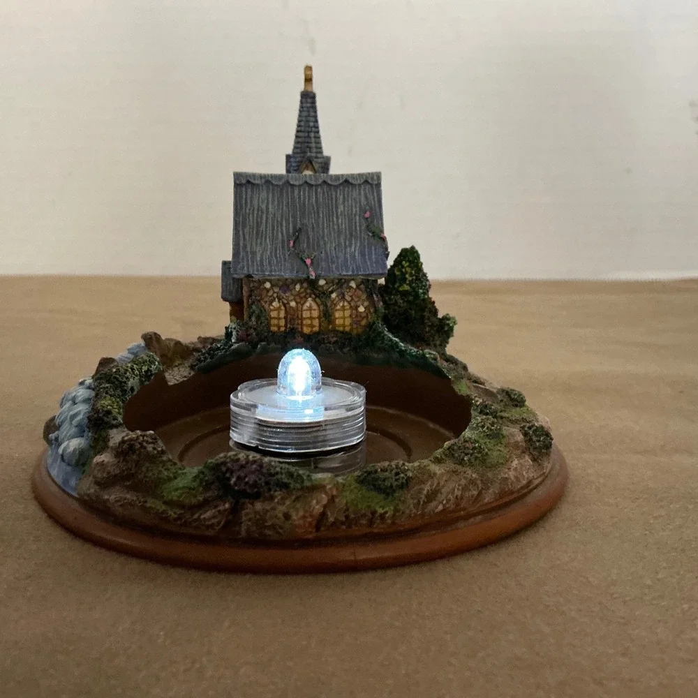 Thomas Kinkade Light of Hope Welcoming‎ Lights Votive Hurricane Coastal Decor
